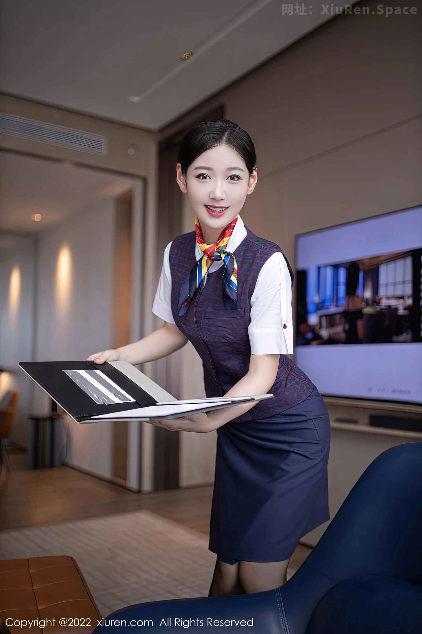 图片[5]-[XiuRen秀人网] VOL.5922 模特唐安琪北京旅拍国航空姐角色半脱制服露蕾丝内衣诱惑写真79P-秀人网官方网站